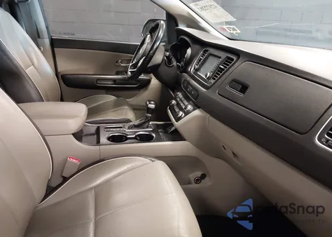 2020 Kia Sedona Ex z USA, uszkodzony, nr VIN KNDMB5C15L6633043